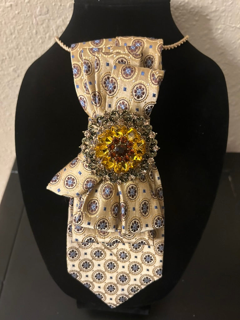 Blakeleigh - Tie Necklace