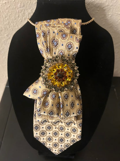 Blakeleigh - Tie Necklace