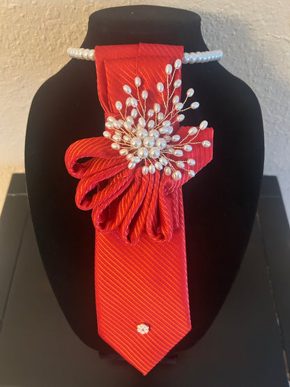 Olivia - Tie Necklace