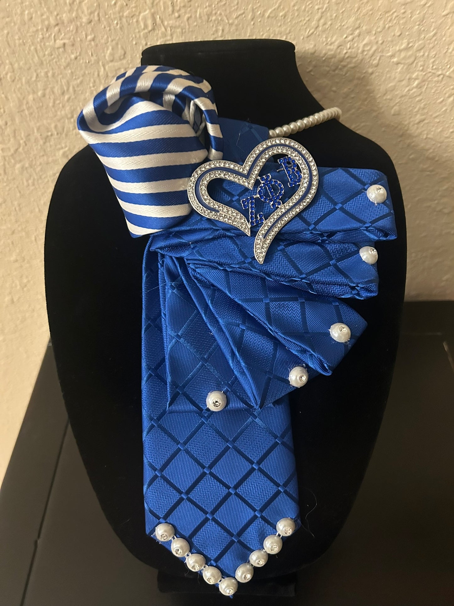 Pearline - Tie Necklace