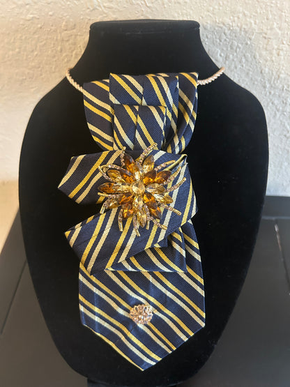 Pearline - Tie Necklace