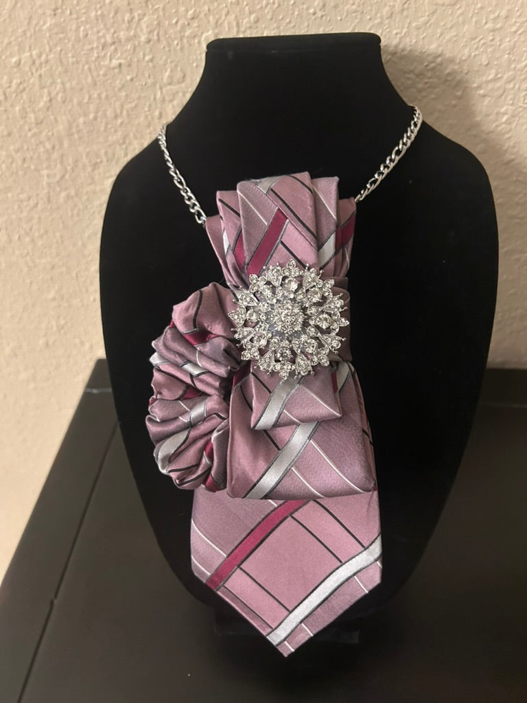 Rafaela - Tie Necklace